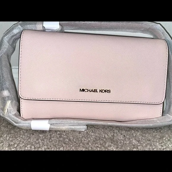 Michael Kors Crossbody - Picture 1 of 3